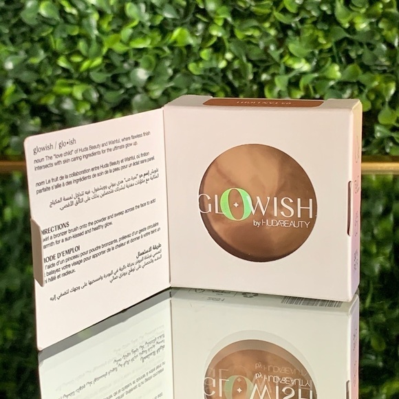 Huda GloWish TAN LIGHT 3 Soft Radiance Bronzing Powder | NEW | Mini - Picture 4 of 14